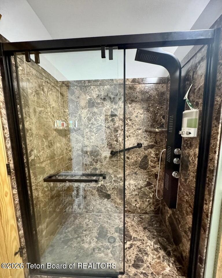 122 Merrimac Trail Pinedale, WY 82941 - Photo 26 of 45 Stunning Shower