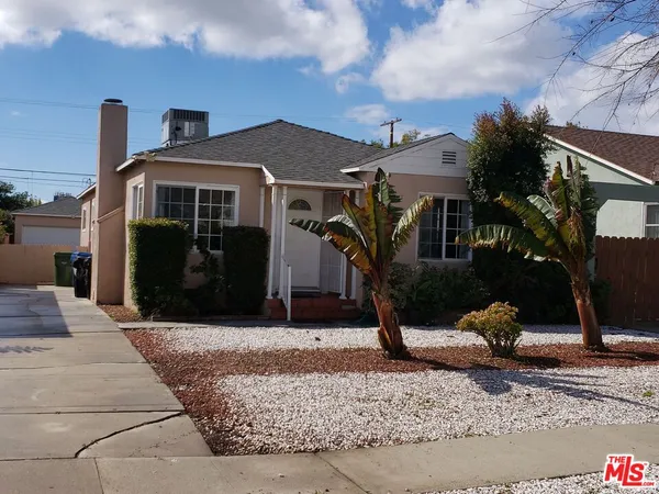 $6,400 | 1729 South Carmelina Avenue, Los Angeles, CA 90025