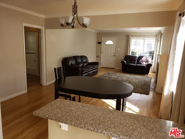 $6,400 | 1729 South Carmelina Avenue, Los Angeles, CA 90025