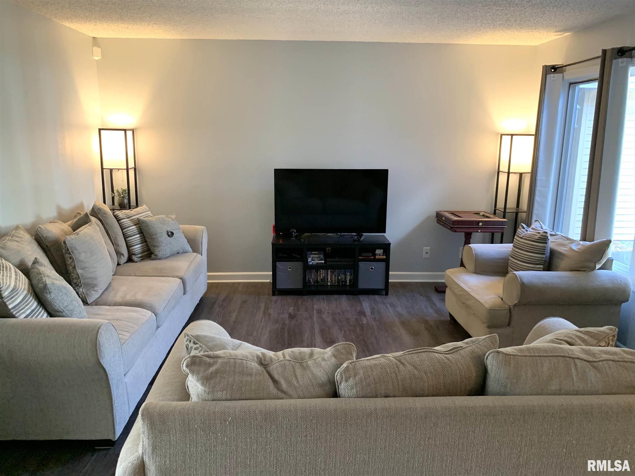 11 Brookside Place Springfield, IL 62704 - Photo 12 of 35 Gallery Image 12