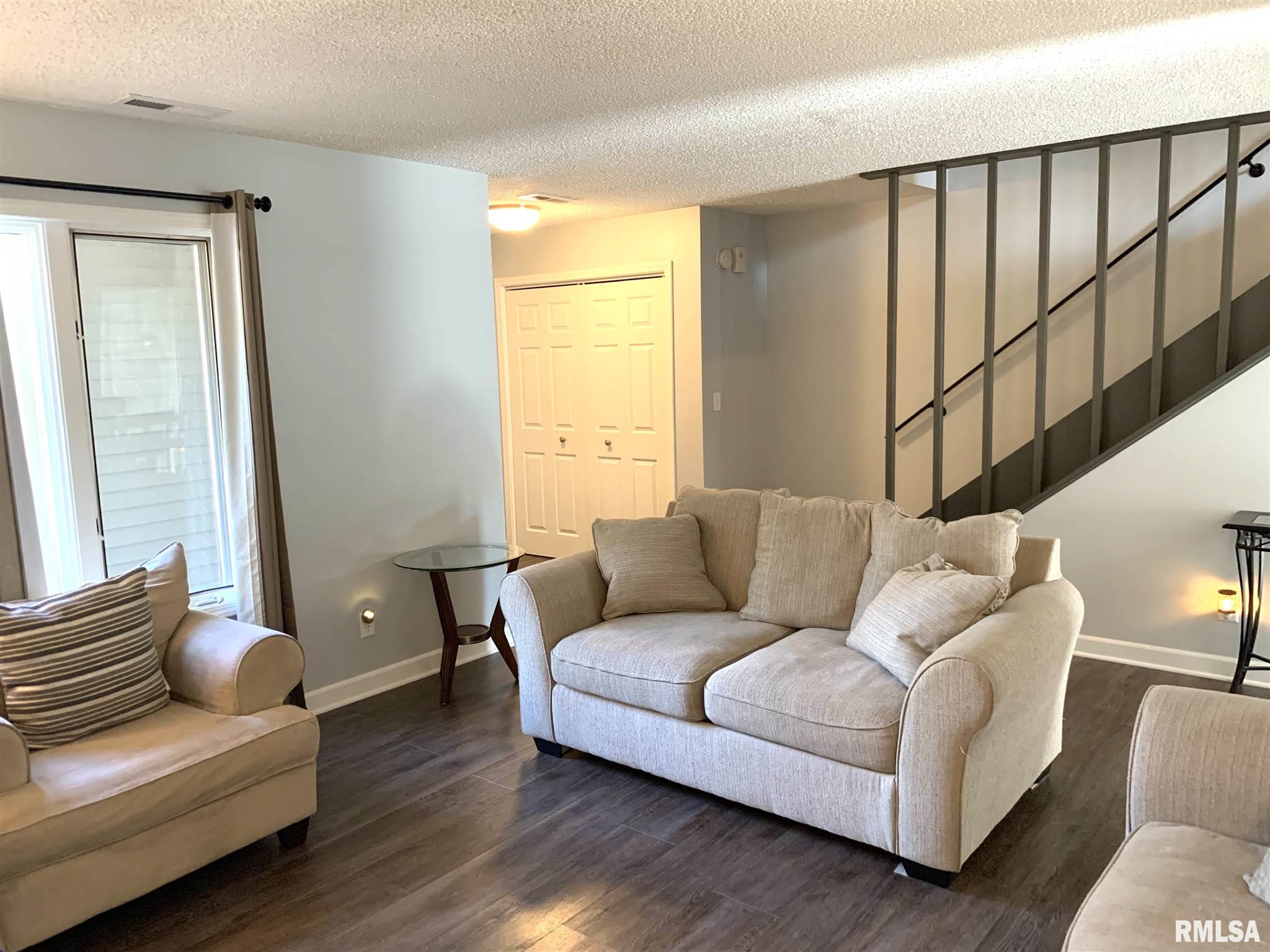 11 Brookside Place Springfield, IL 62704 - Photo 15 of 35 Gallery Image 15