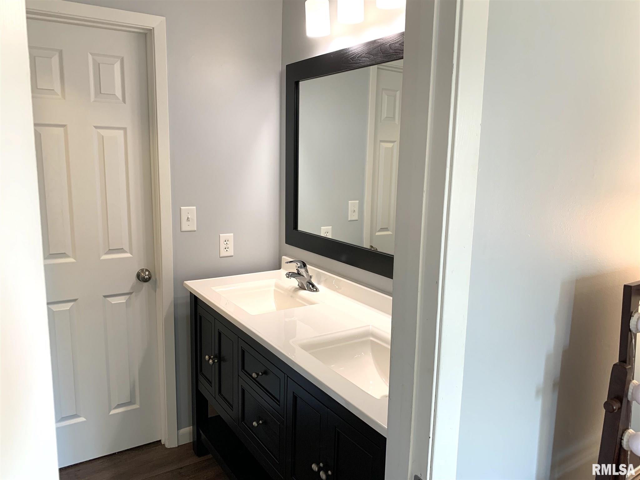 11 Brookside Place Springfield, IL 62704 - Photo 22 of 35 Gallery Image 22