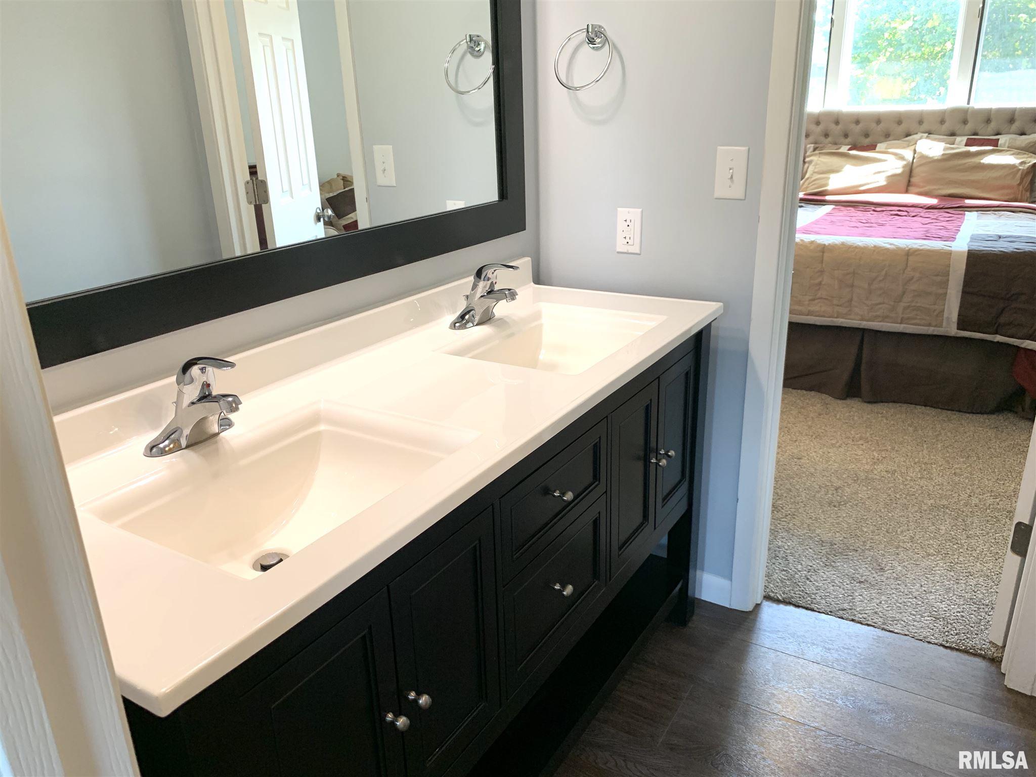 11 Brookside Place Springfield, IL 62704 - Photo 23 of 35 Gallery Image 23