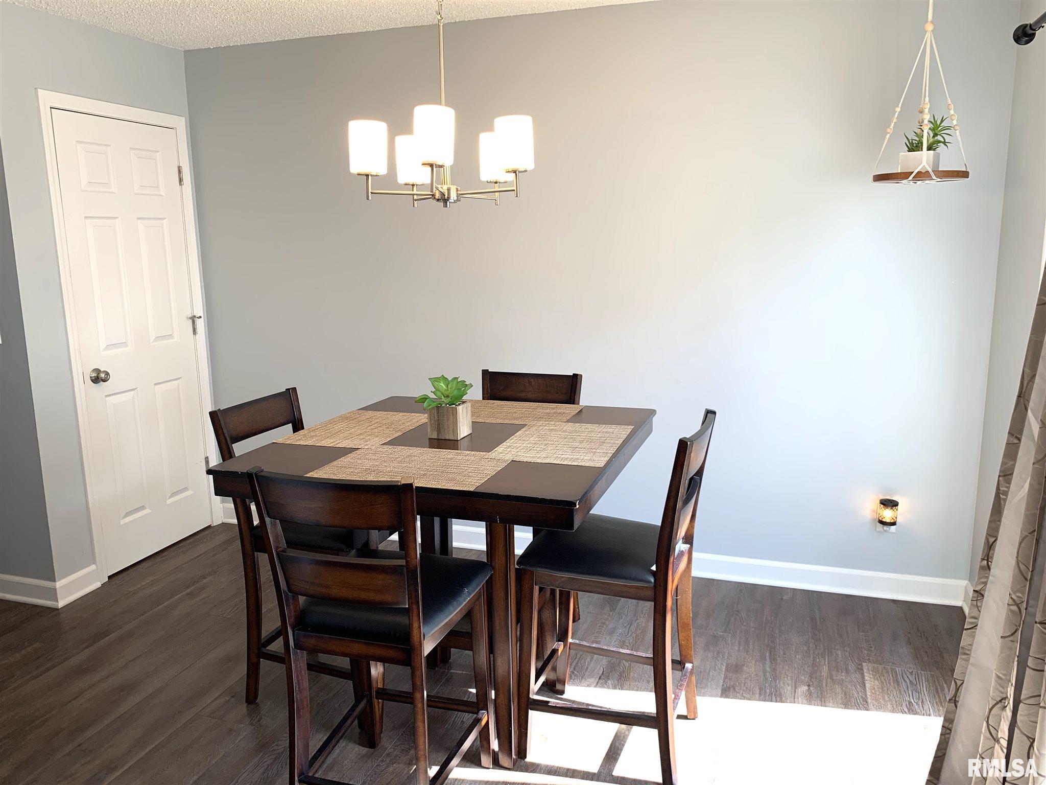 11 Brookside Place Springfield, IL 62704 - Photo 10 of 35 Gallery Image 10