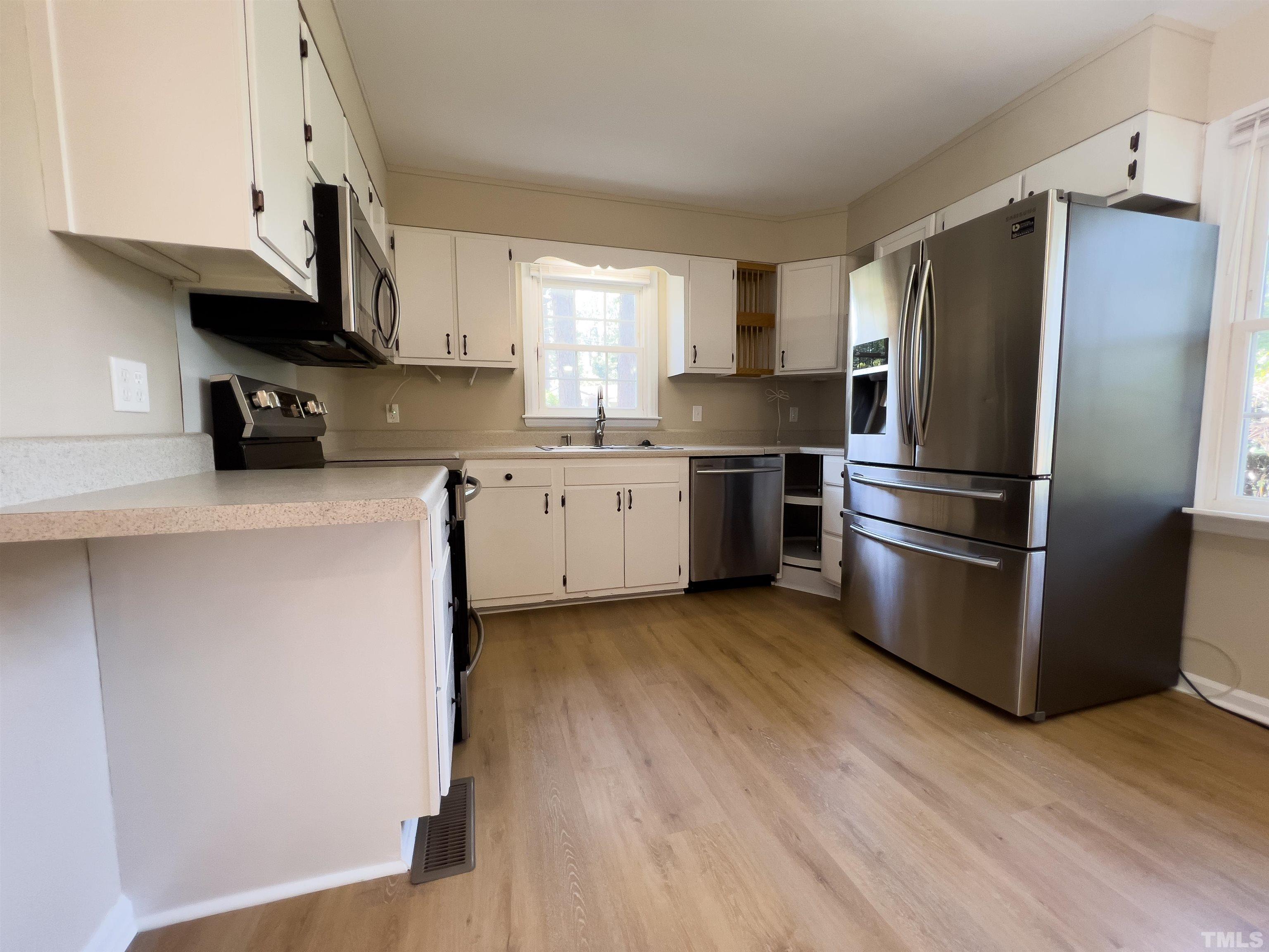 5414 Rodwell Road Fayetteville, NC 28311 - Photo 6 of 33 Gallery Image 6