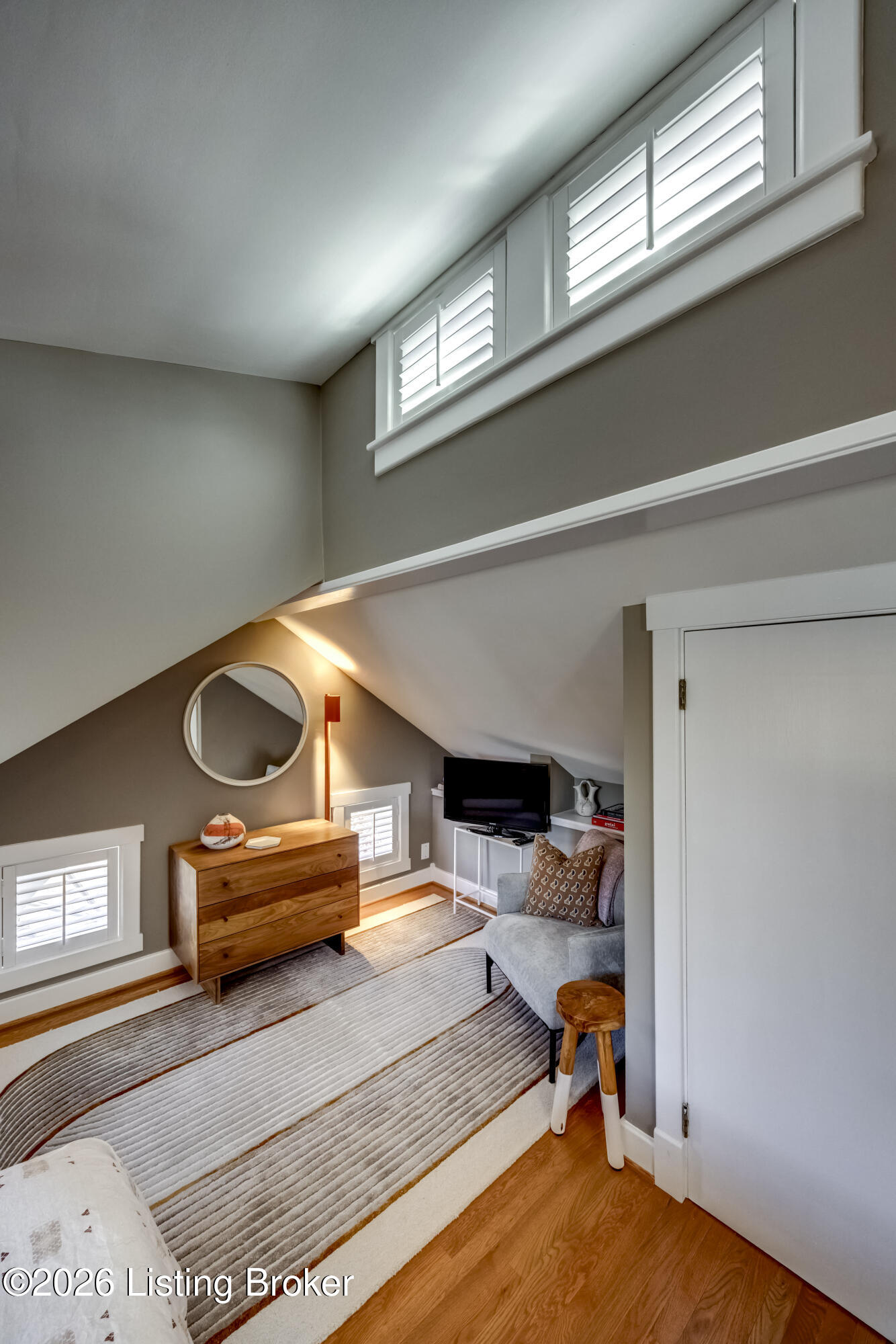 2207 Edgehill Road Louisville, KY 40205 - Photo 48 of 82 2Y0A2433-A