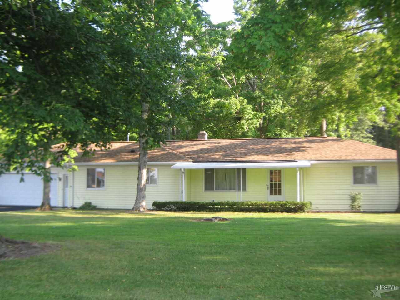 336 East Dustman Road Bluffton, IN 46714 - Photo 2 of 24 Gallery Image 2
