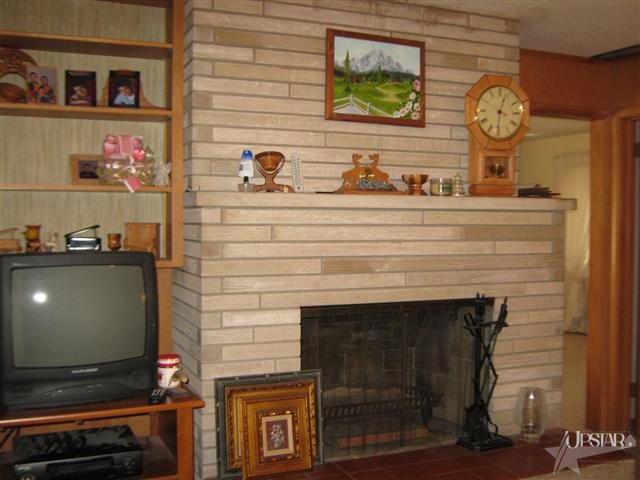 336 East Dustman Road Bluffton, IN 46714 - Photo 9 of 24 Gallery Image 9