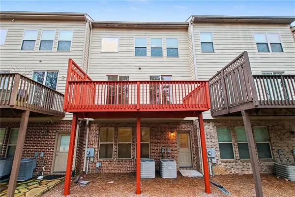 $369,000 | 2707 Hallwood Lane, Suwanee, GA 30024