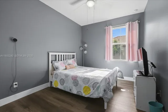 $535,000 | 4126 Cascada Circle, Cooper City, FL 33024