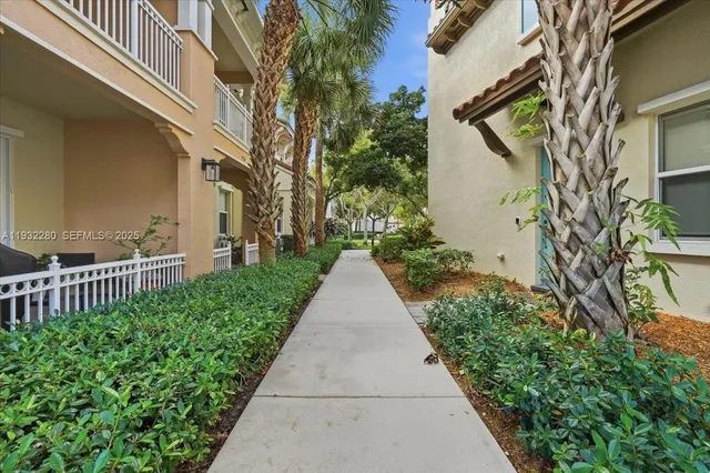 $535,000 | 4126 Cascada Circle, Cooper City, FL 33024