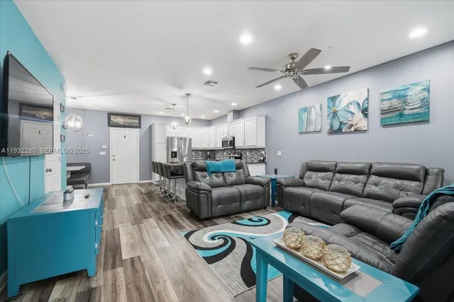 $535,000 | 4126 Cascada Circle, Cooper City, FL 33024