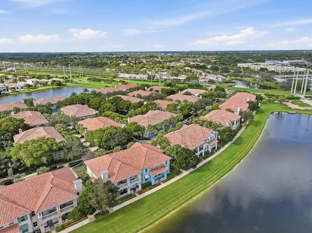 $535,000 | 4126 Cascada Circle, Cooper City, FL 33024