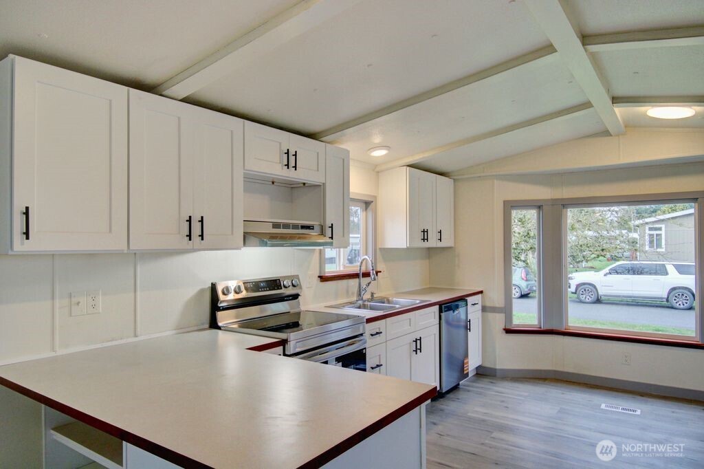 24919 Hoehn Road, Unit 72 Sedro-Woolley, WA 98284 - Photo 9 of 18