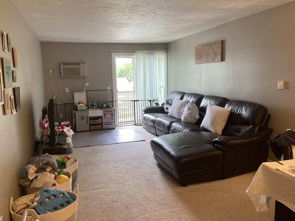 1195 Grafton Street, Unit 29 Worcester, MA 01604 - Photo 8 of 19