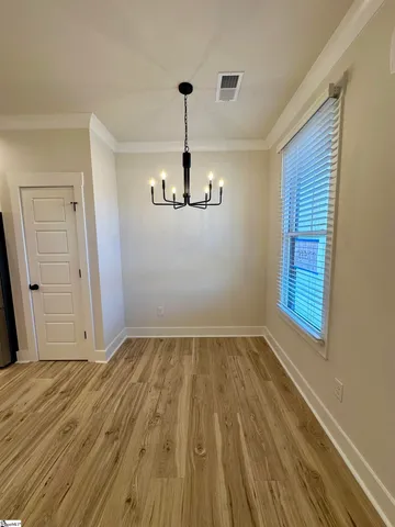 $389,900 | 9 Hawthorne Lane, Unit 103, Greenville, SC 29605