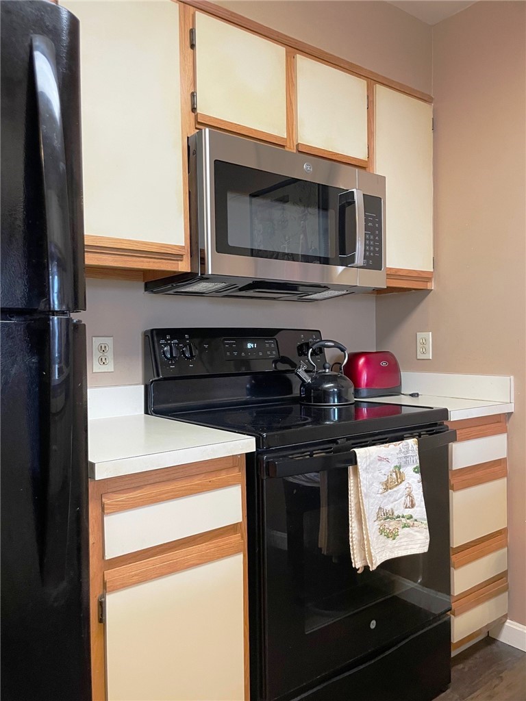 15 Higgins Street, Unit 123 Smithfield, RI 02917 - Photo 17 of 30