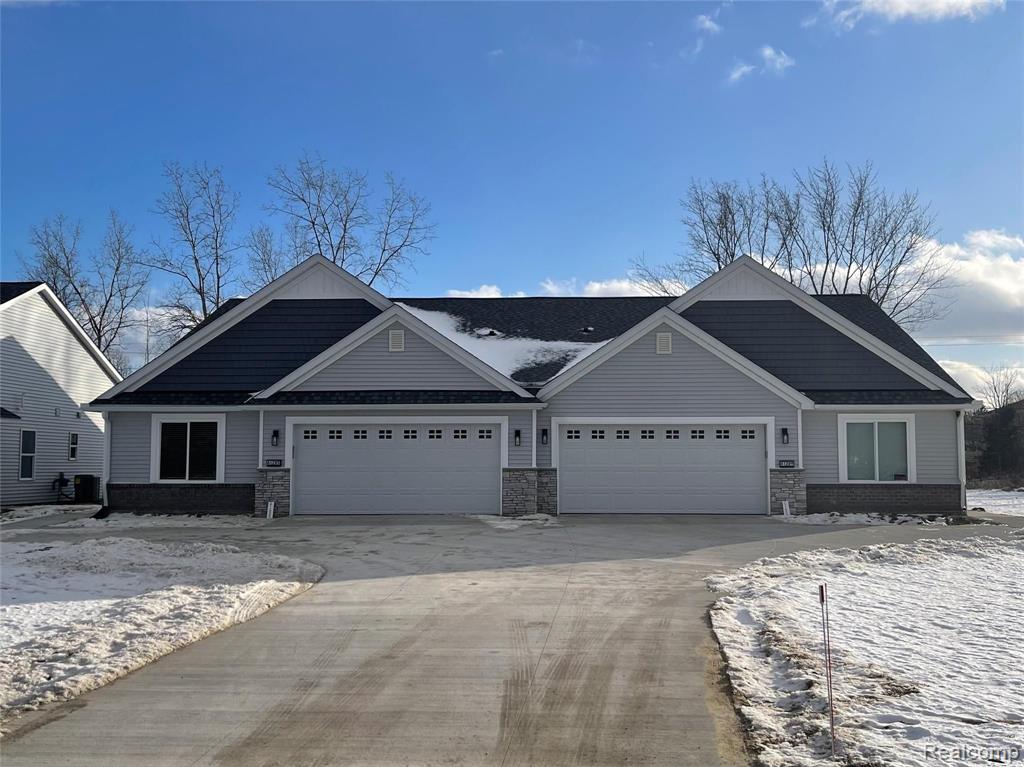61277 11 Mile Road South Lyon, MI 48178 - Photo 1 of 18