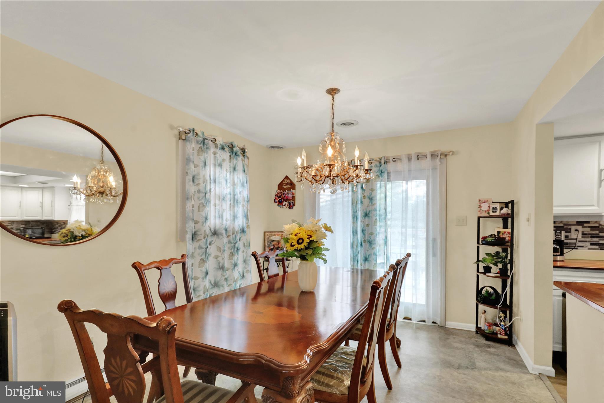 3020 Elm Road Reading, PA 19605 - Photo 10 of 32 Dining Room