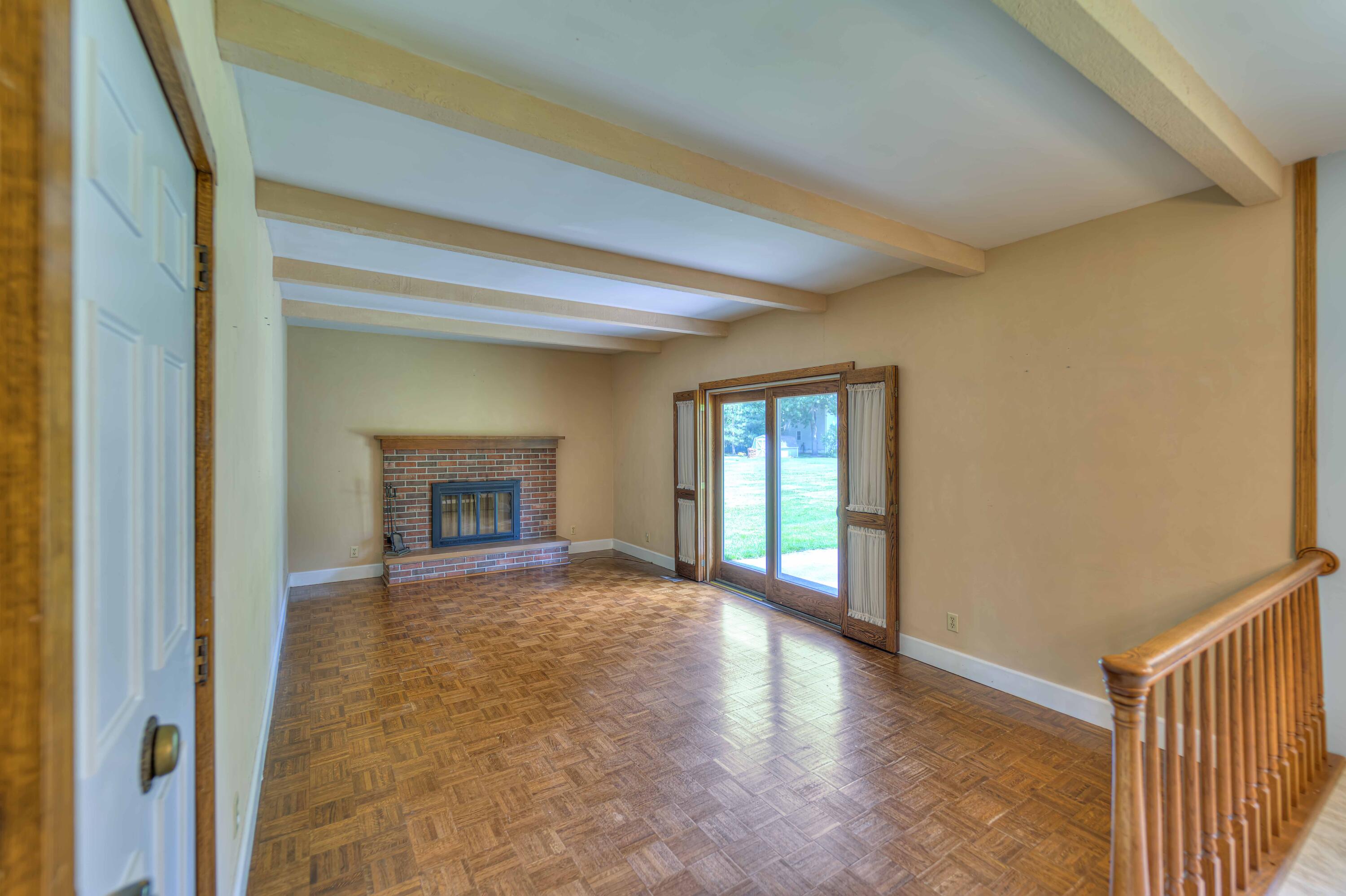 689 Leo Road Jackson, MI 49203 - Photo 8 of 33 689 Leo Rd 15