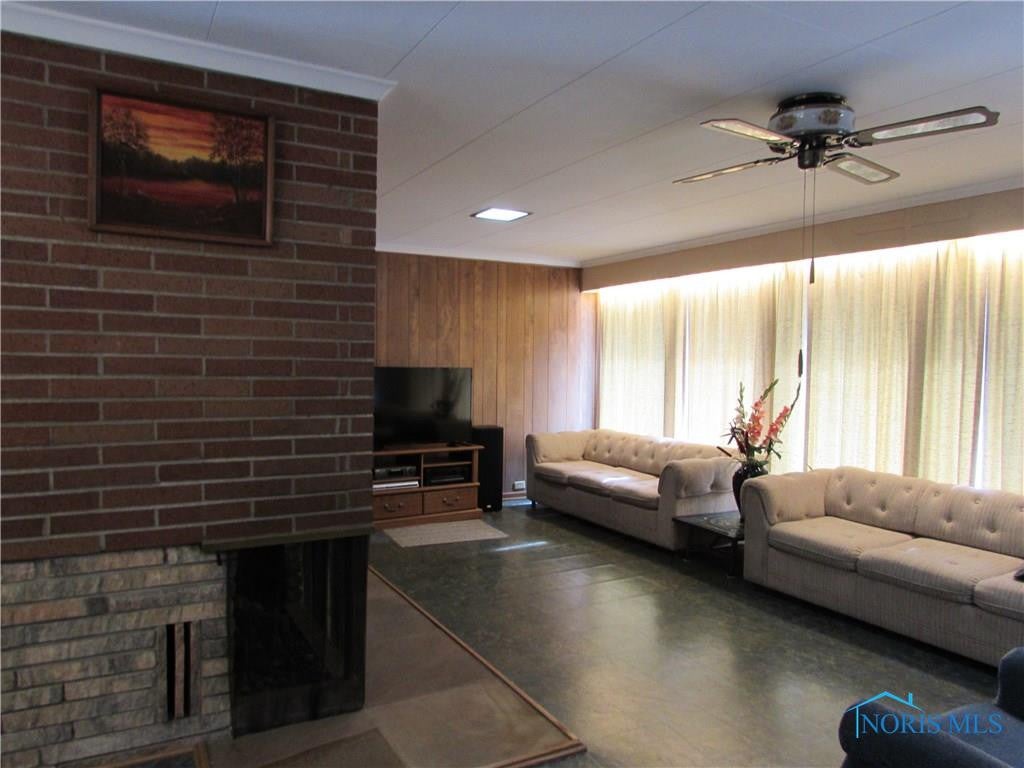 9102 South River Road Waterville, OH 43566 - Photo 3 of 13 Gallery Image 3