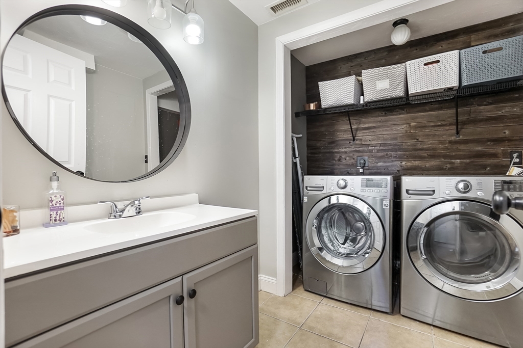 2 Linden Street Hudson, MA 01749 - Photo 23 of 27