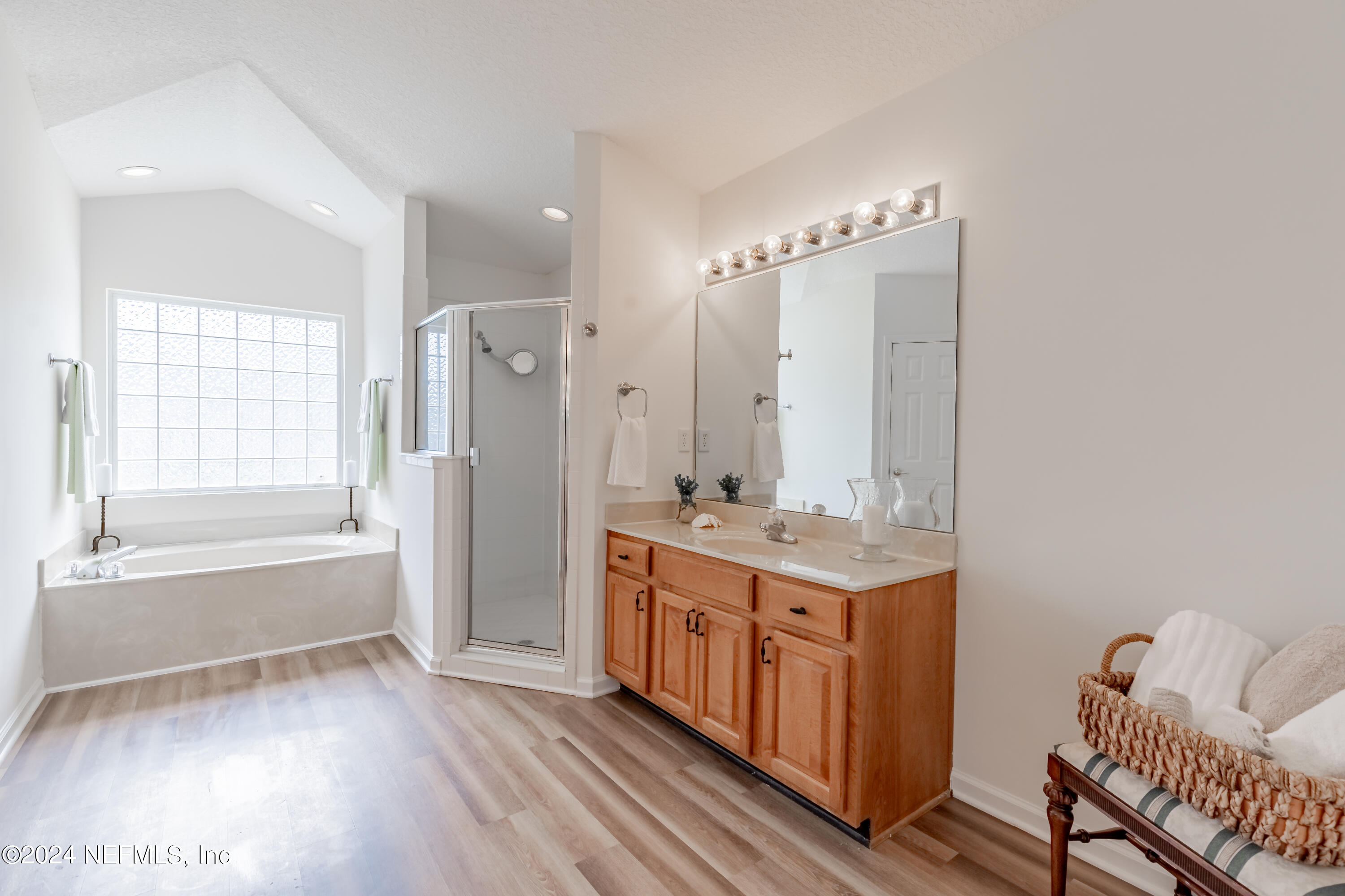 1322 Highfield Lane Middleburg, FL 32068 - Photo 23 of 39 Primary Bathroom