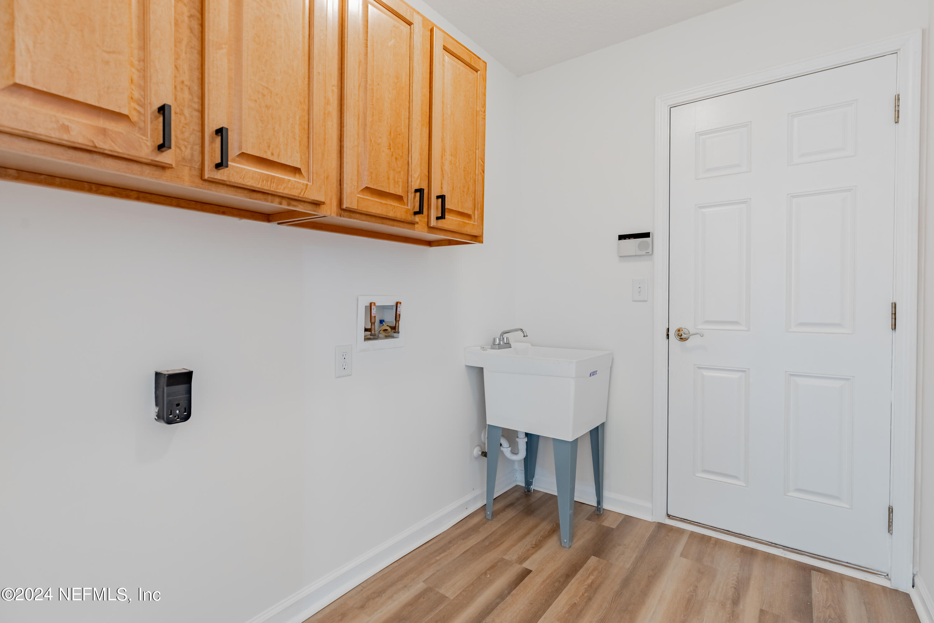 1322 Highfield Lane Middleburg, FL 32068 - Photo 34 of 39 Laundry Room