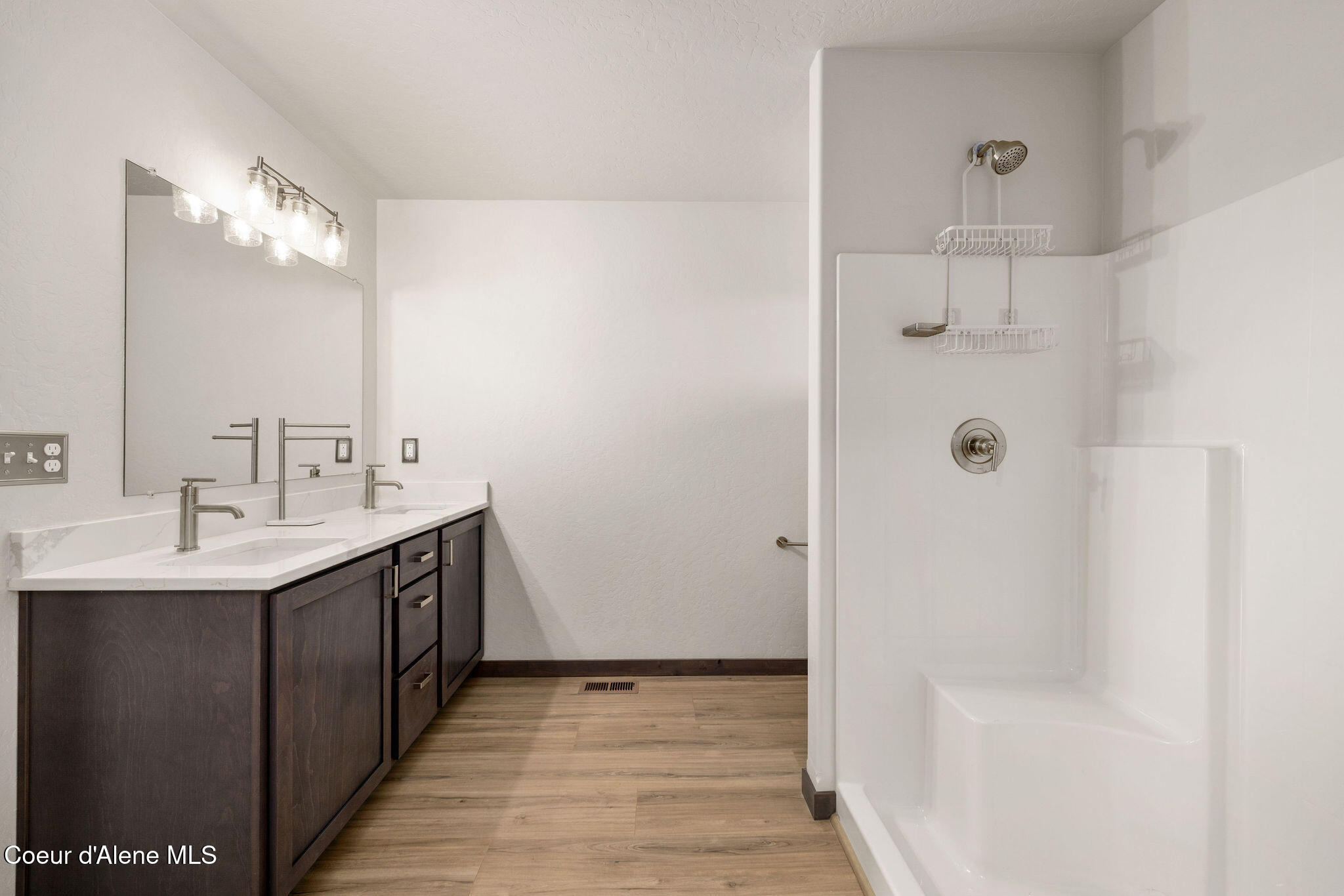 11992 North Lennon Lane Rathdrum, ID 83858 - Photo 14 of 23 57_IMG_6838-HDR_SelkirkMedia