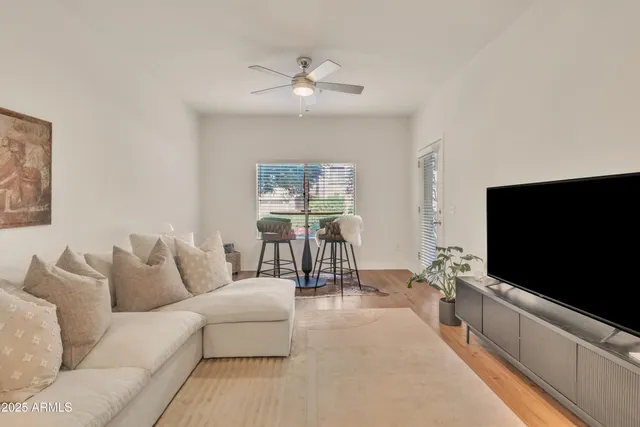 $2,500 | 5450 East Deer Valley Drive, Unit 1004, Phoenix, AZ 85054