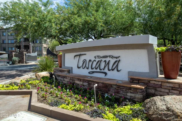 $2,500 | 5450 East Deer Valley Drive, Unit 1004, Phoenix, AZ 85054