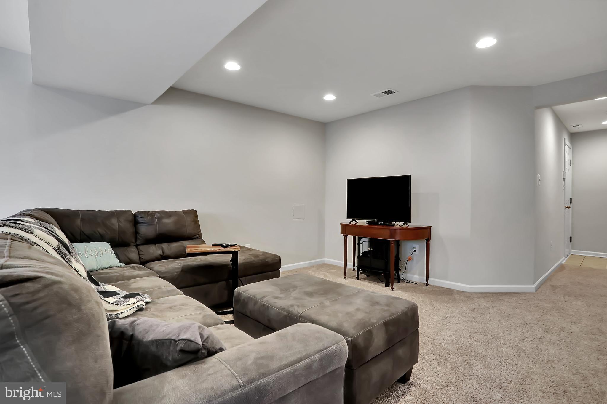 30 Streamside Place Falling Waters, WV 25419 - Photo 41 of 48 Gallery Image 41