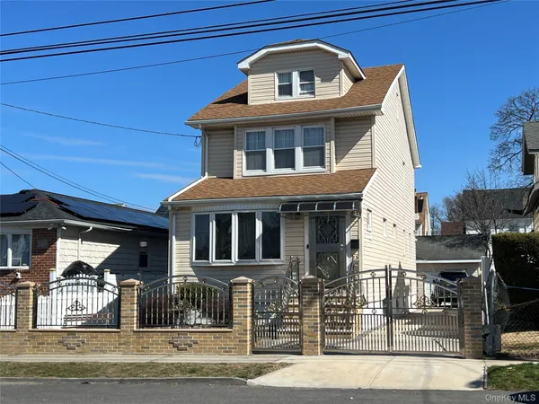 $1,199,000 | 219-11 131st Avenue | Laurelton