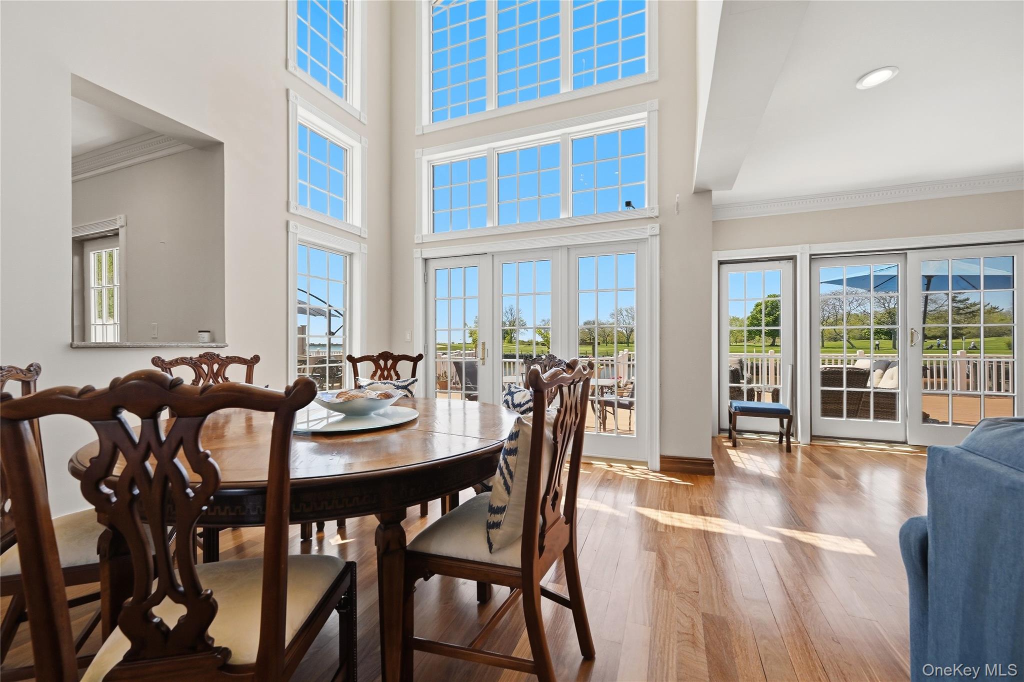 2890 Clubhouse Road Merrick, NY 11566 - Photo 9 of 32