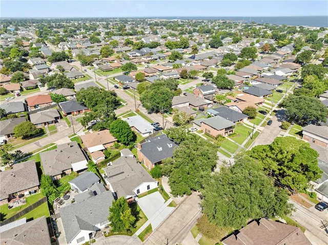 $380,000 | 4928 Pike Drive, Metairie, LA 70003