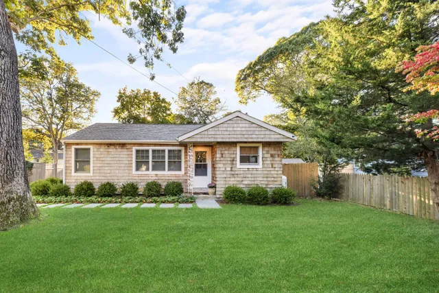 $25,000 | 3 Chestnut Street, Sag Harbor, NY 11963