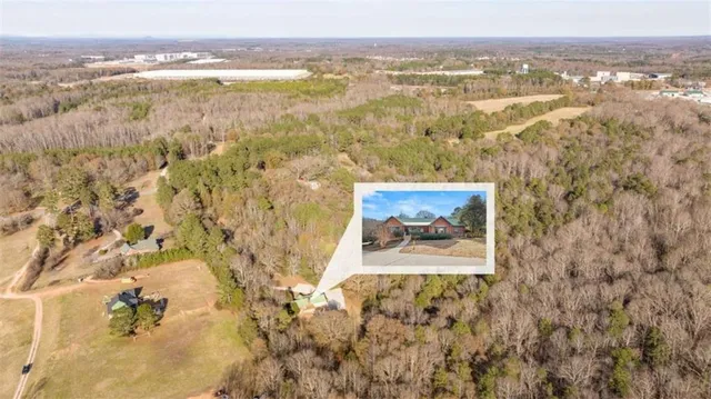 a picture of a bathroom with a sink