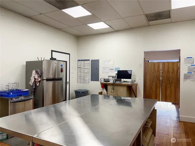 $3,490 | 7 West Alder Street, Walla Walla, WA 99362