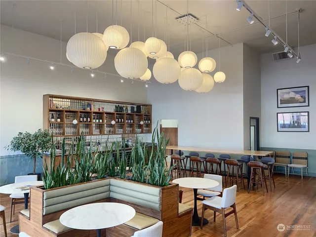 $3,490 | 7 West Alder Street, Walla Walla, WA 99362