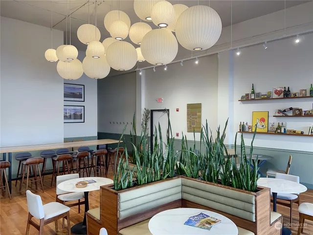 $3,490 | 7 West Alder Street, Walla Walla, WA 99362