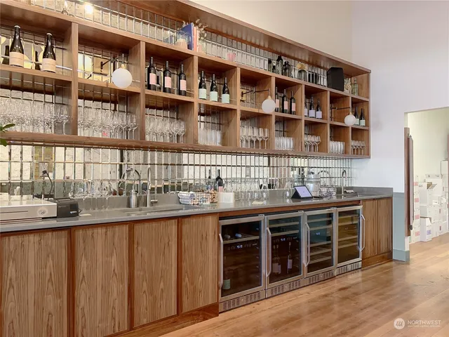 $3,490 | 7 West Alder Street, Walla Walla, WA 99362