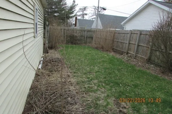$79,900 | 103 1st Street, Bradford, IL 61421