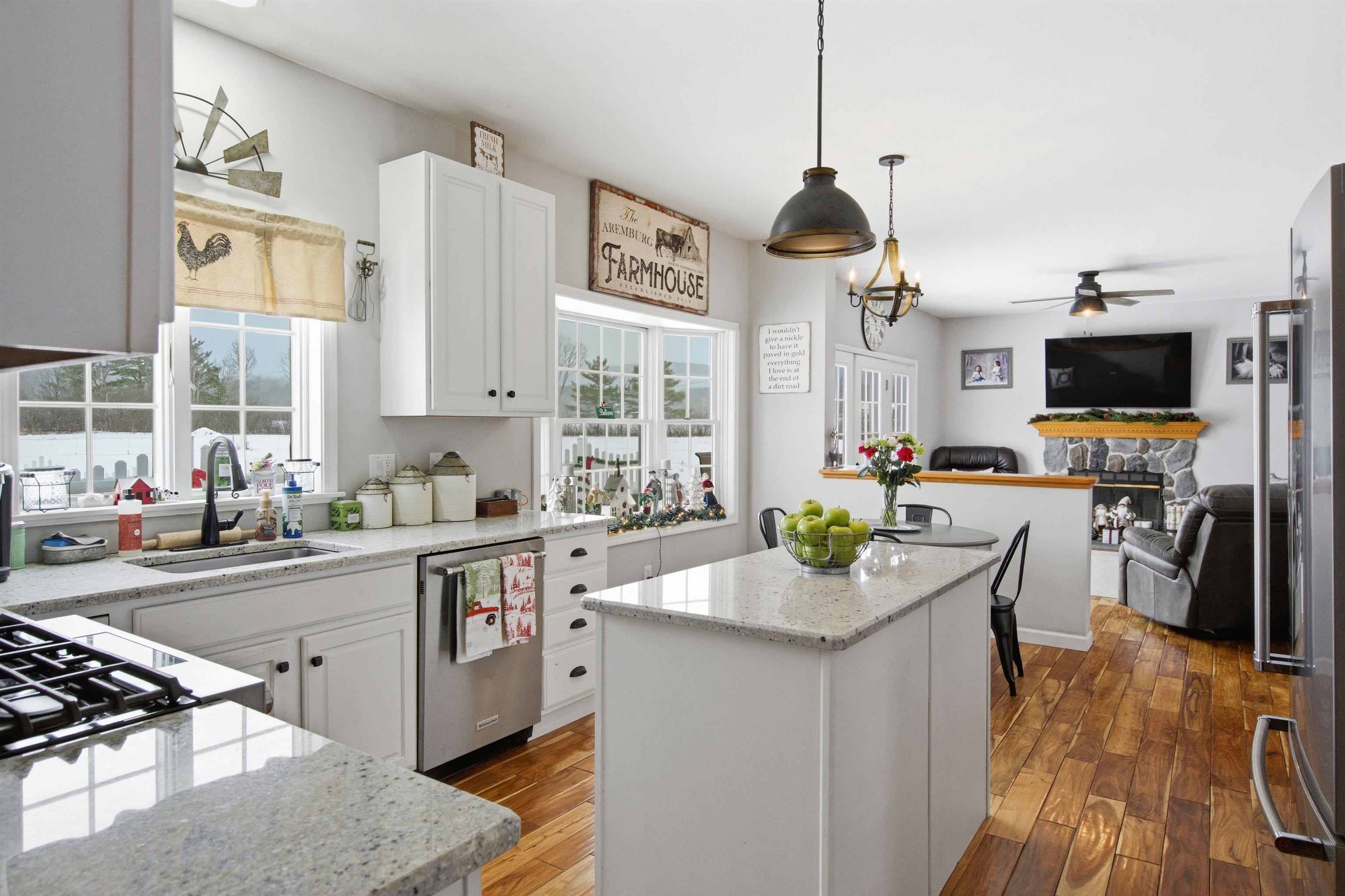 217 Airport Road Haverhill, NH 03774 - Photo 11 of 60