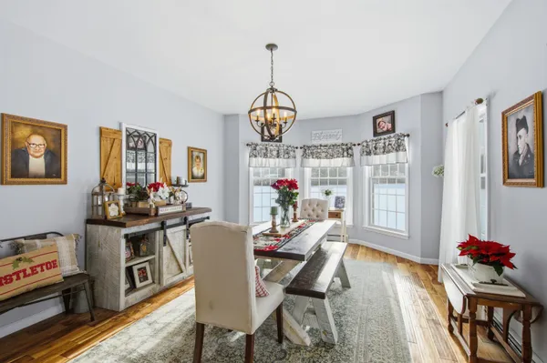$915,000 | 217 Airport Road, Haverhill, NH 03774