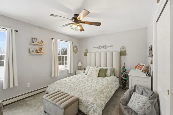 $915,000 | 217 Airport Road, Haverhill, NH 03774