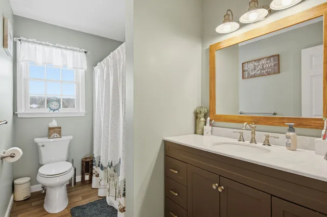 $935,000 | 217 Airport Road, Haverhill, NH 03774