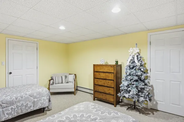 $915,000 | 217 Airport Road, Haverhill, NH 03774