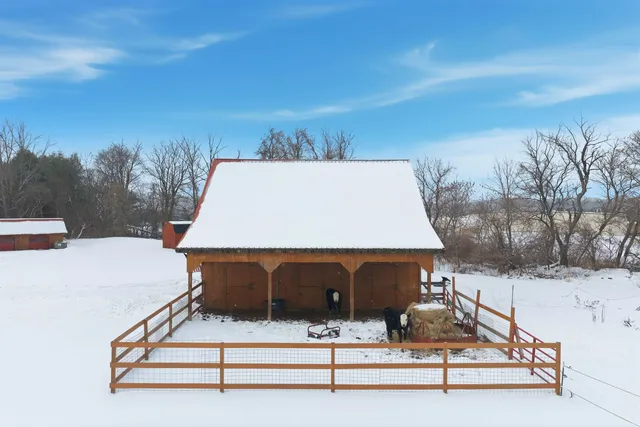 $935,000 | 217 Airport Road, Haverhill, NH 03774