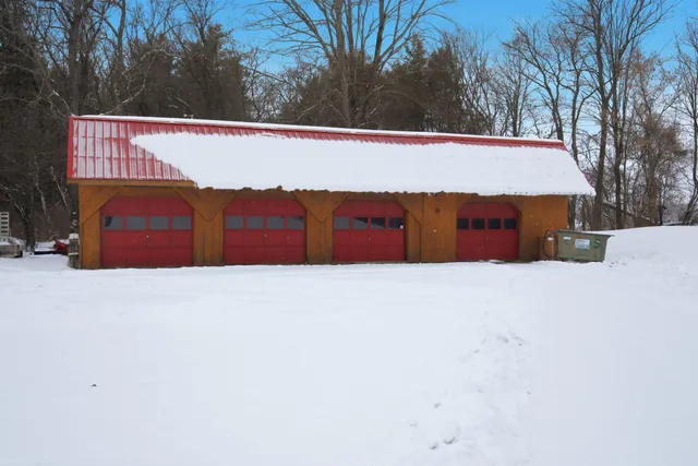 $935,000 | 217 Airport Road, Haverhill, NH 03774