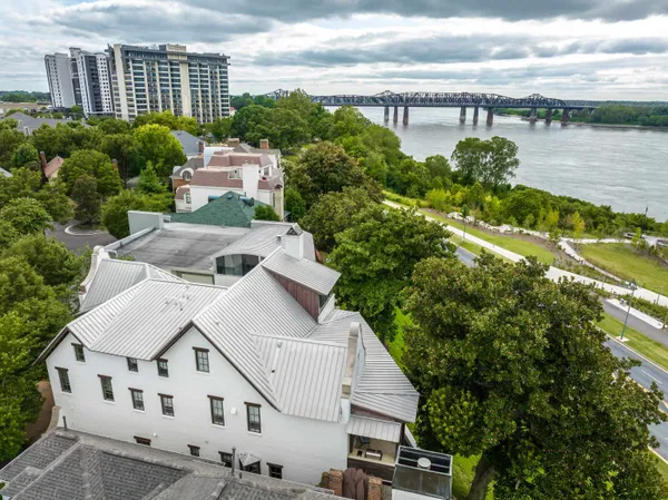 $2,495,000 | 551 Magnolia Mound Drive, Memphis, TN 38103